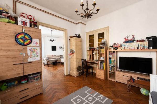 Slika 2 - Cara Dušana, Troiposoban stan na prodaju, 85m2, 357.000€
